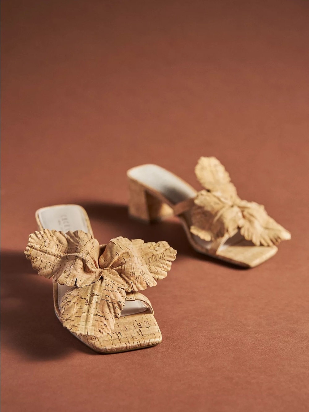 CECILIA NEW YORK Cork Bow Block Heel Mules - Tan New no tags no box